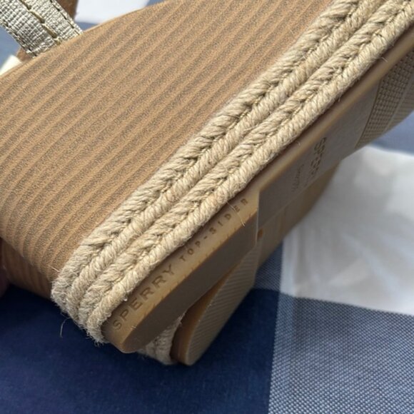 SPERRY Gold Sandals - Picture 6 of 8